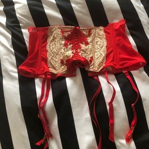 Victoria’s Secret Garter Belt